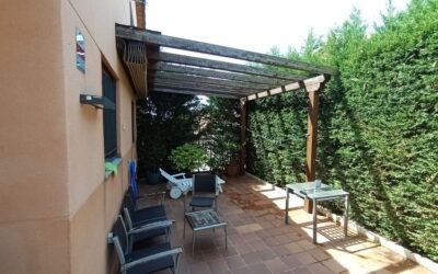 Chalet adosado en venta en Calle el Almendro