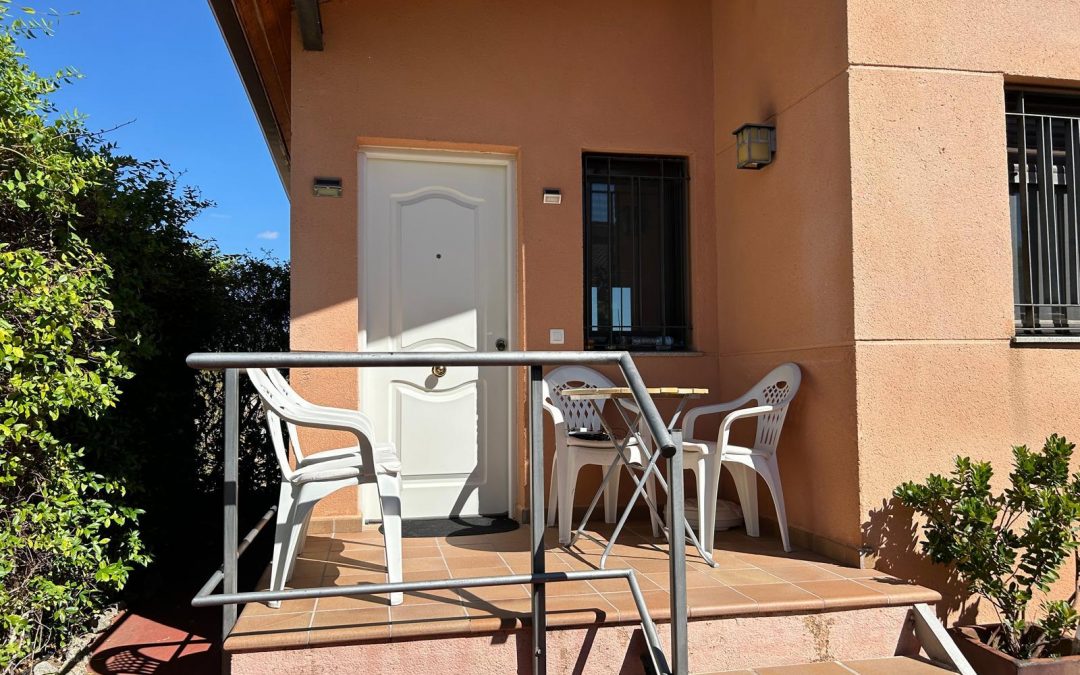 Duplex adosado ALQUILER en Calle el Almendro